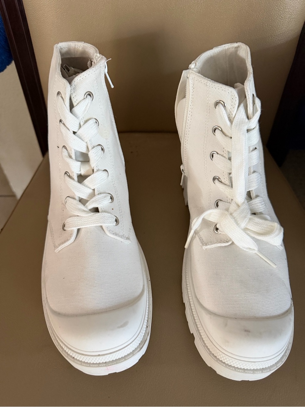 Women’s White Canvas Lace-Up Ankle Boots